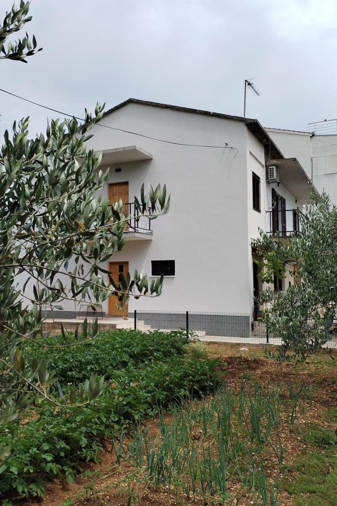 With A Parking Space - 23129 Trogir